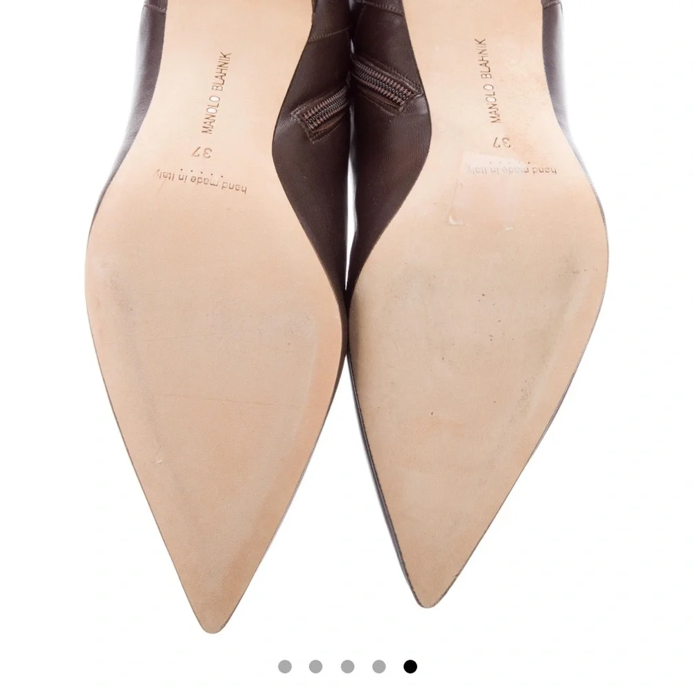COPY - Manolo Blahnik Leather Brown Stiletto - Picture 5 of 5